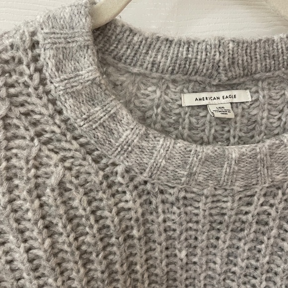 American eagle sweater; grey; Large; very cute - Picture 6 of 7